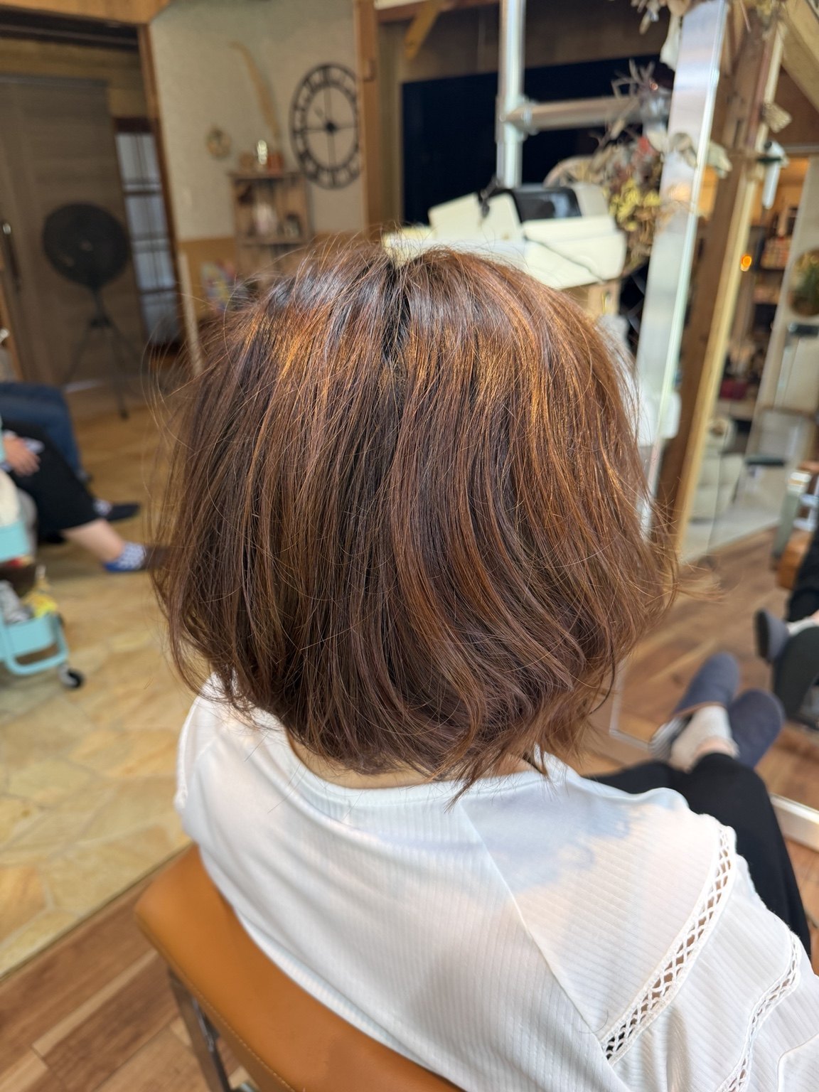 50代女性のボリュームと動きを出した夏の似合わせボブ